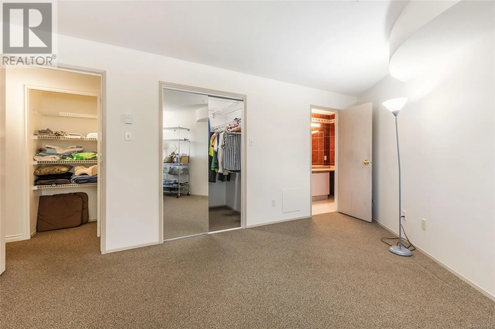 111 4971 Songbird Pl