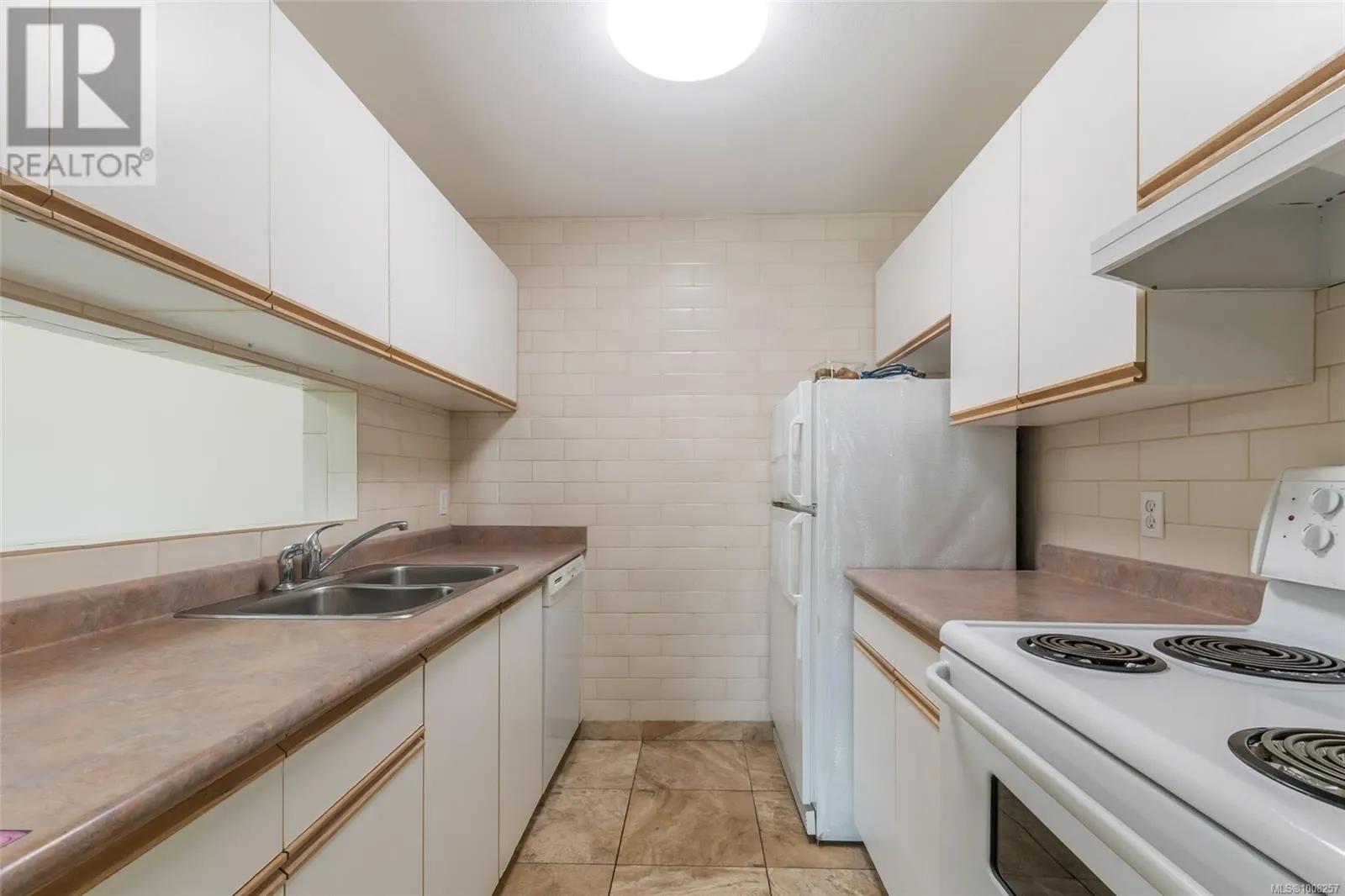 111 4971 Songbird Pl