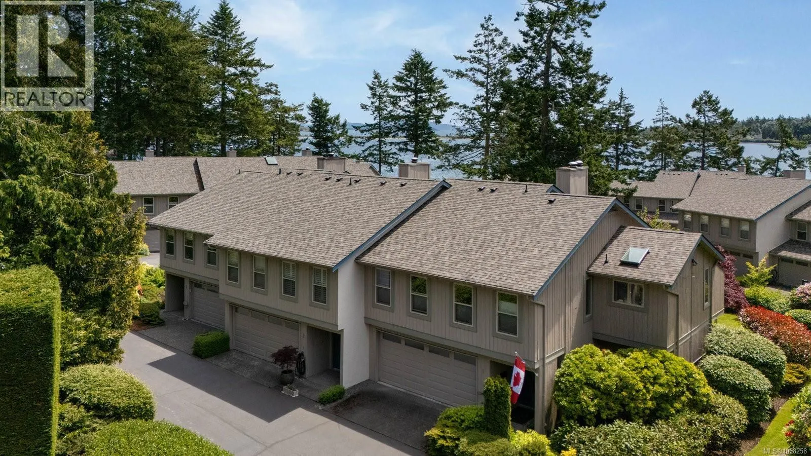 3 2654 Lancelot Pl