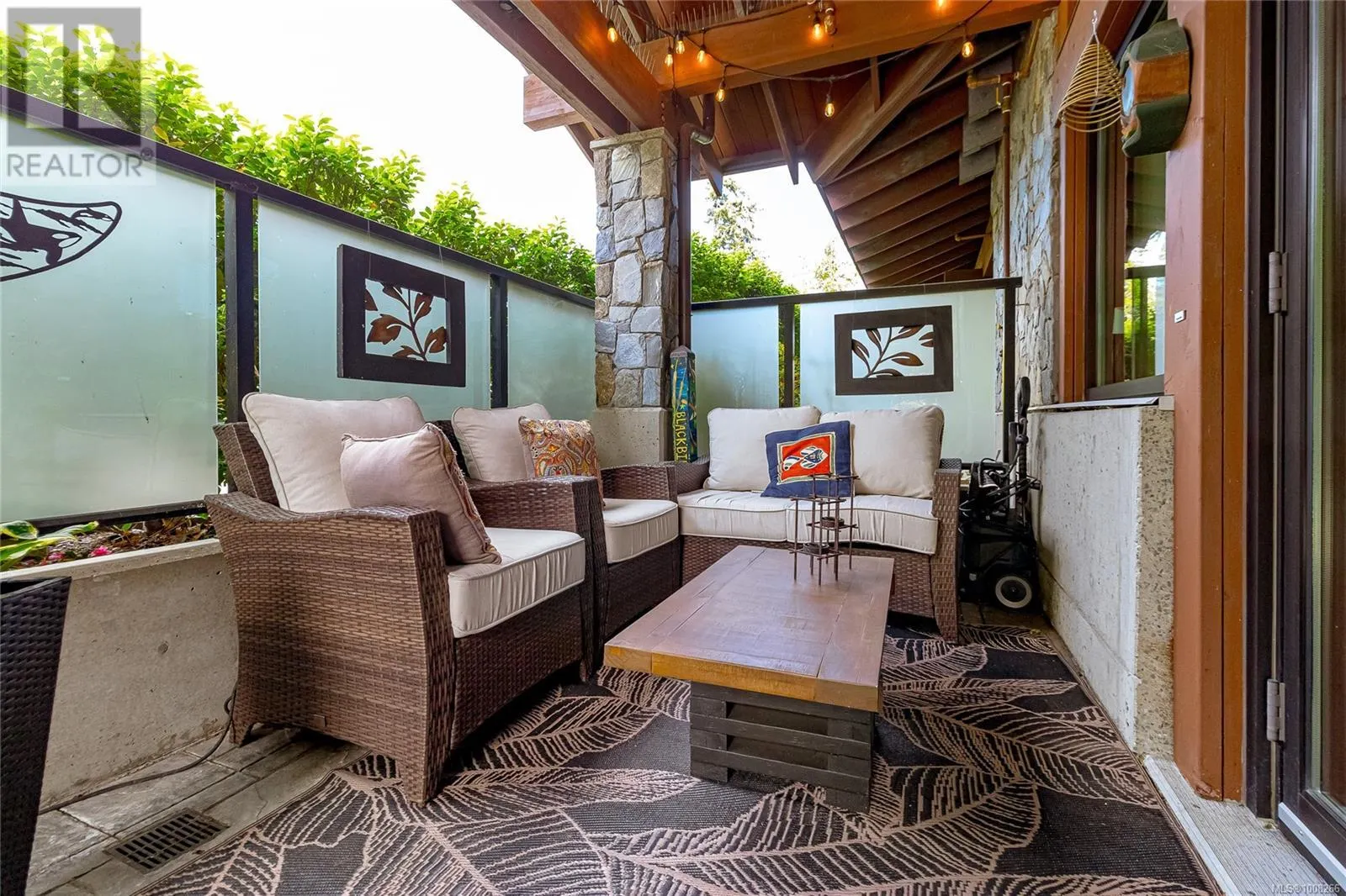 106 2049 Country Club Way
