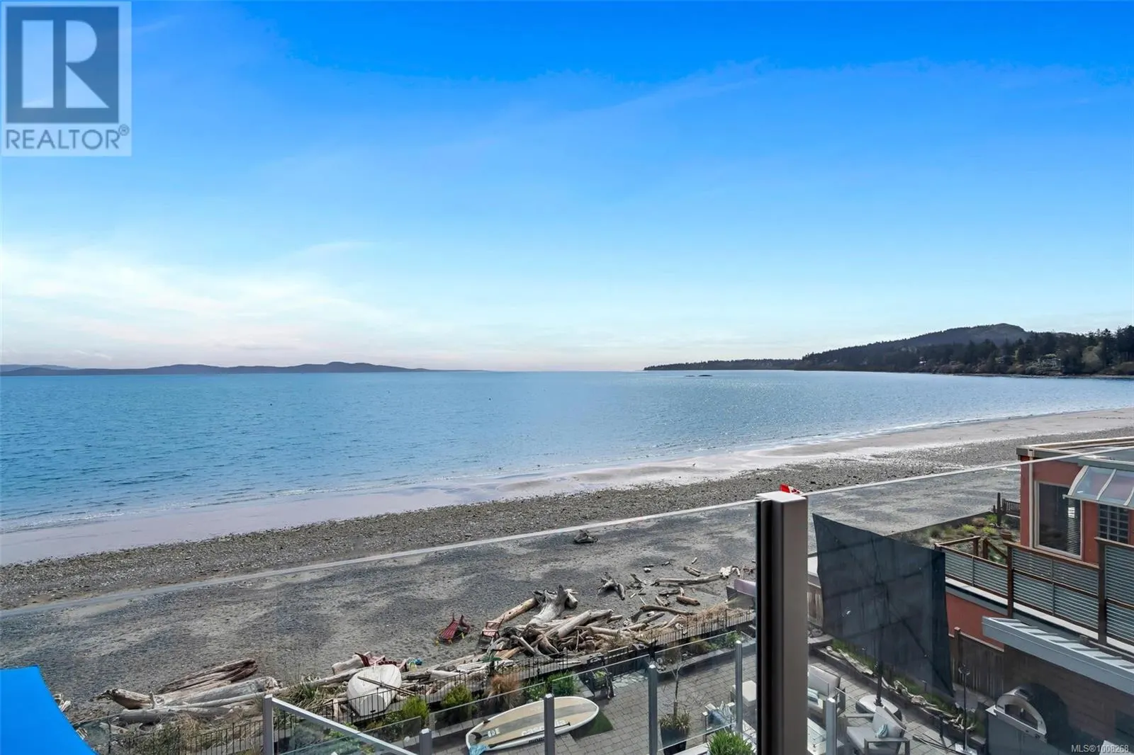 5073 Cordova Bay Rd