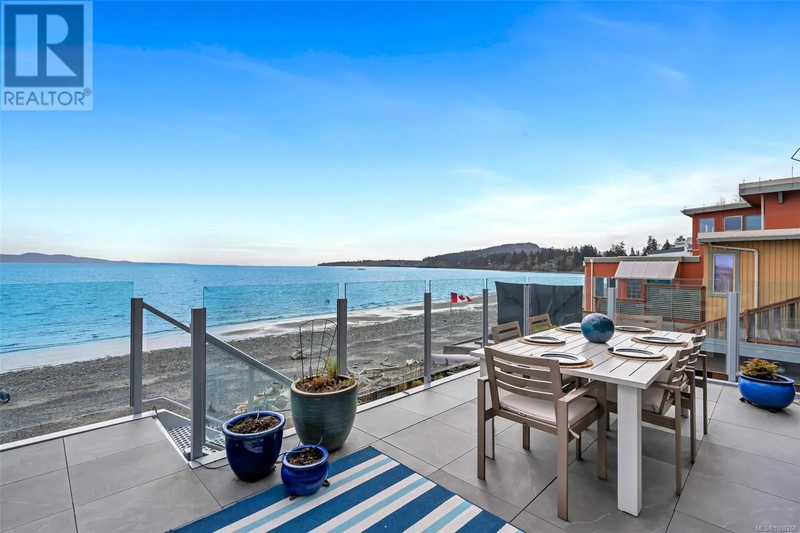 5073 Cordova Bay Rd
