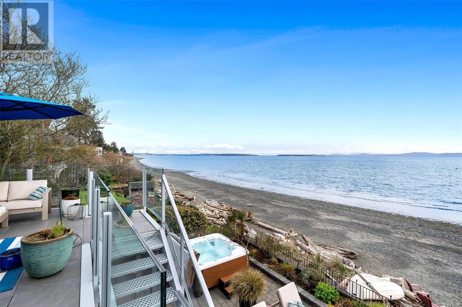 5073 Cordova Bay Rd
