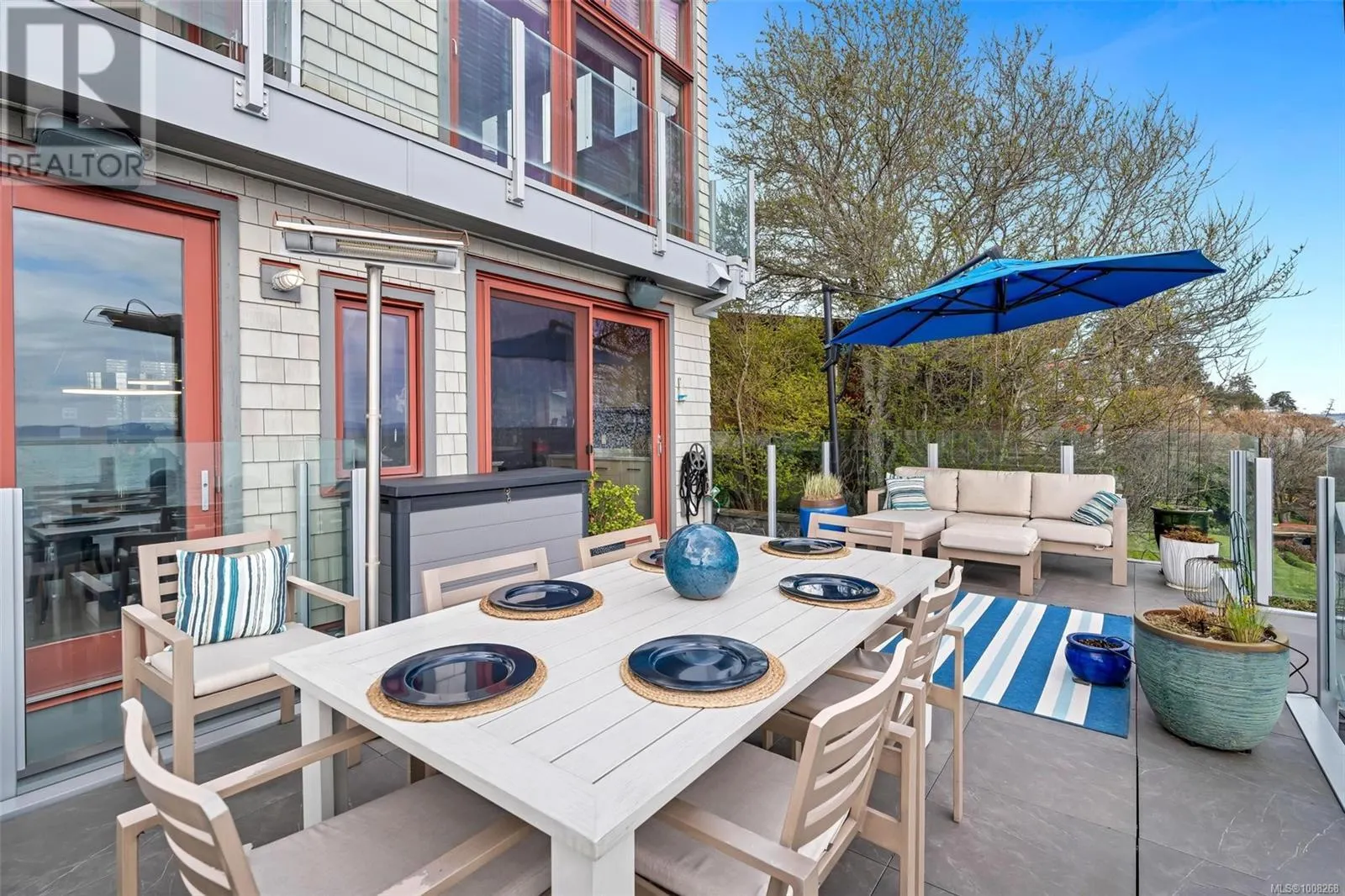5073 Cordova Bay Rd