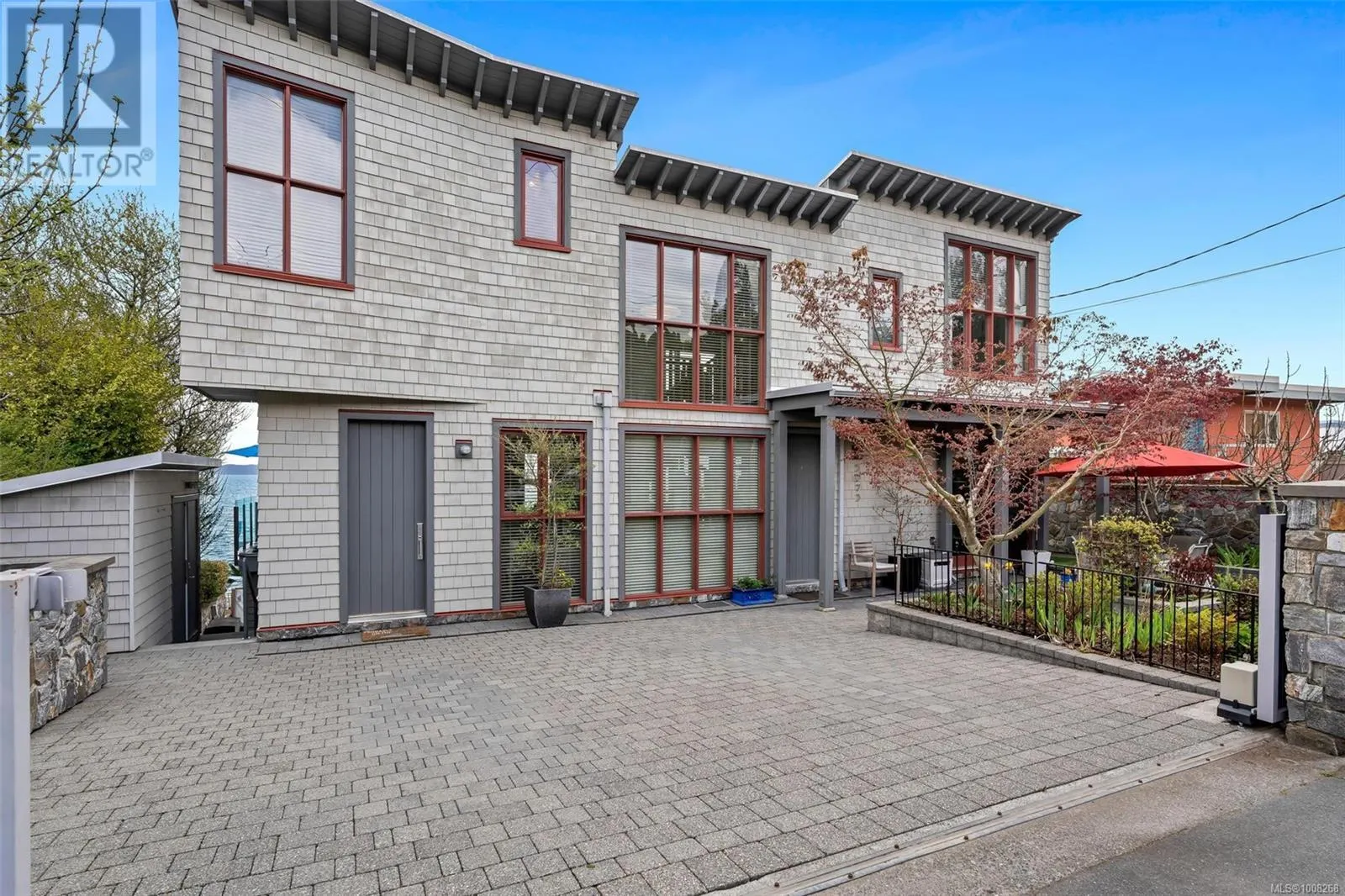 5073 Cordova Bay Rd