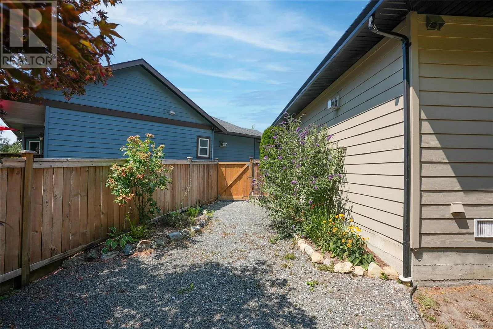 933 Thrush Pl