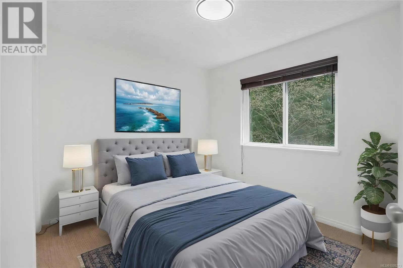933 Thrush Pl