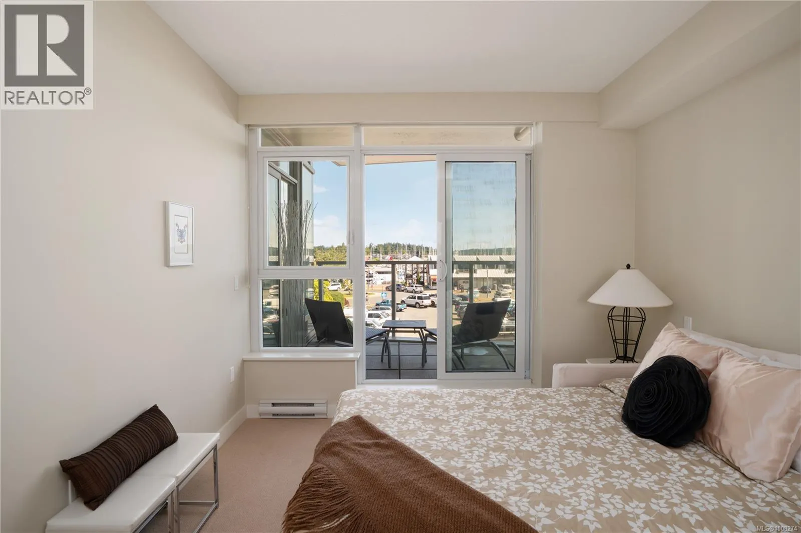 201 9809 SEAPORT Pl
