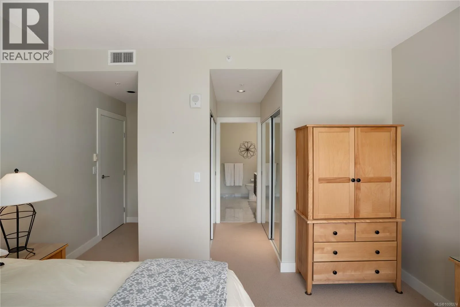 201 9809 SEAPORT Pl
