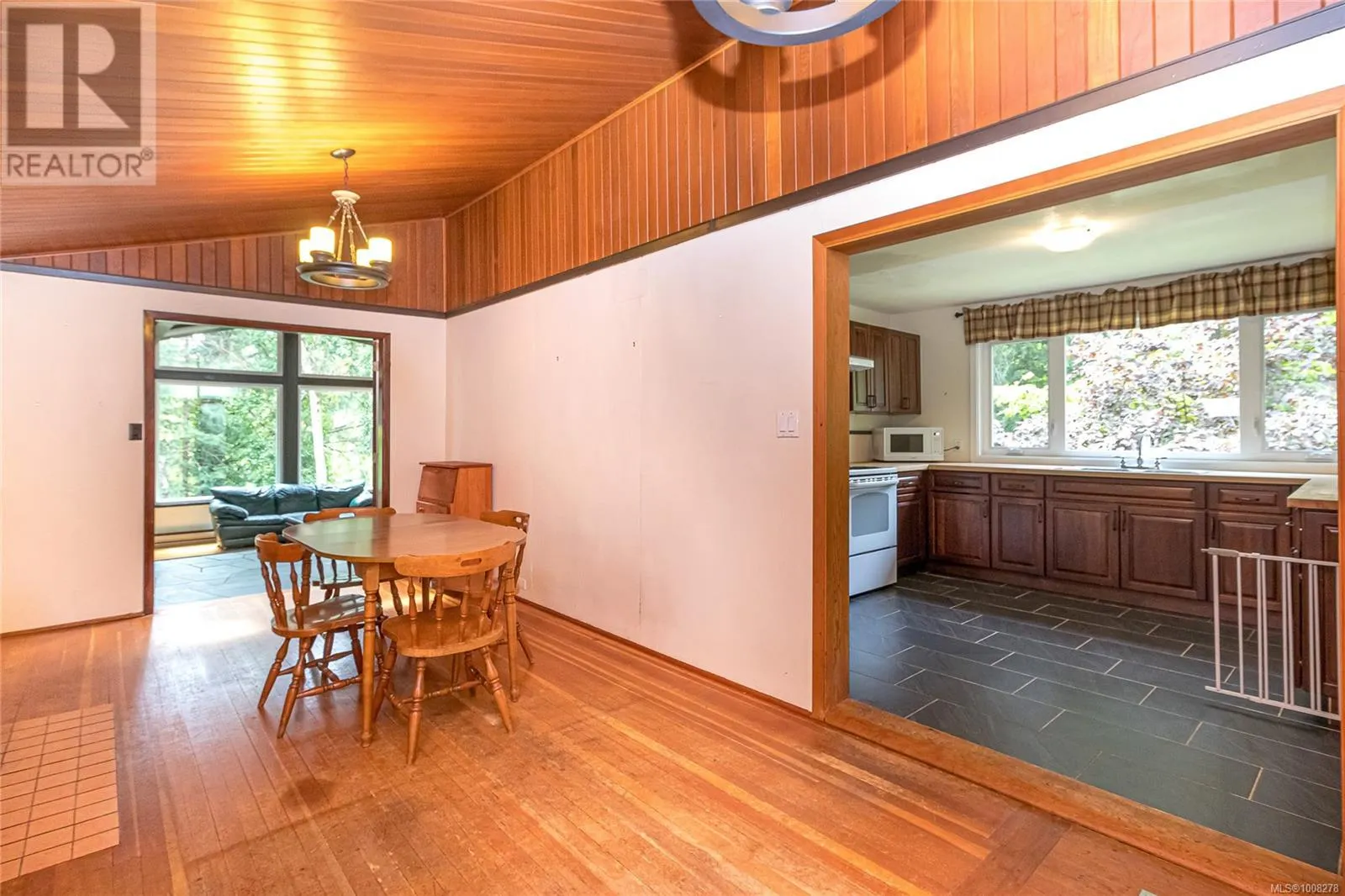 456 Sparton Rd