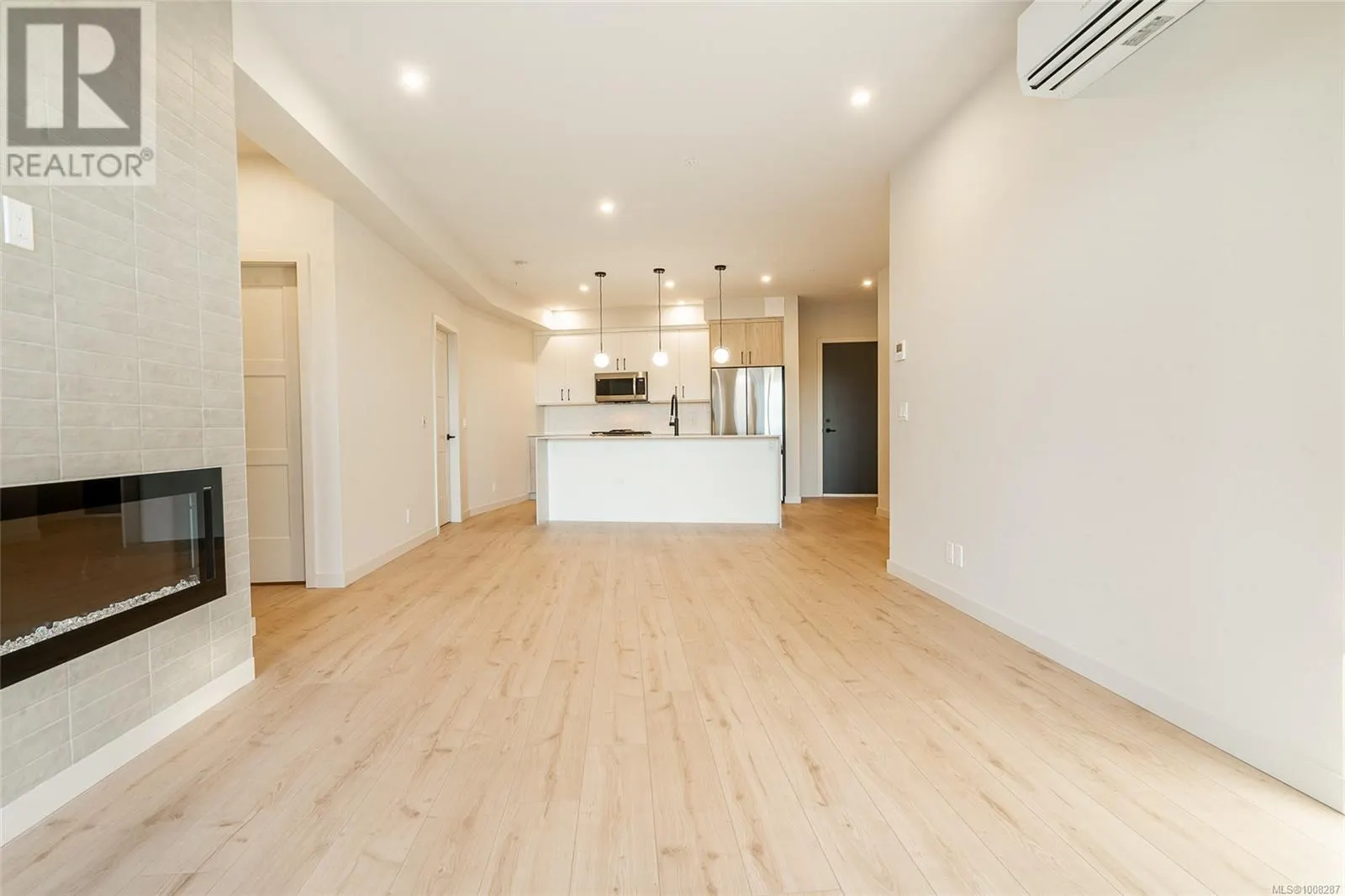 510 958 Pharoah Mews