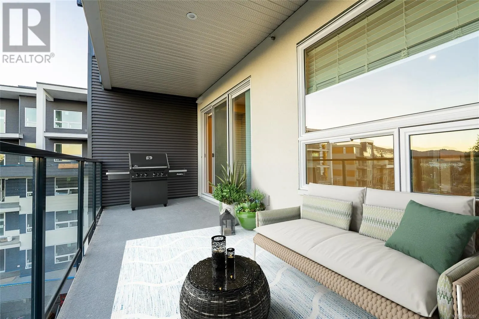 510 958 Pharoah Mews