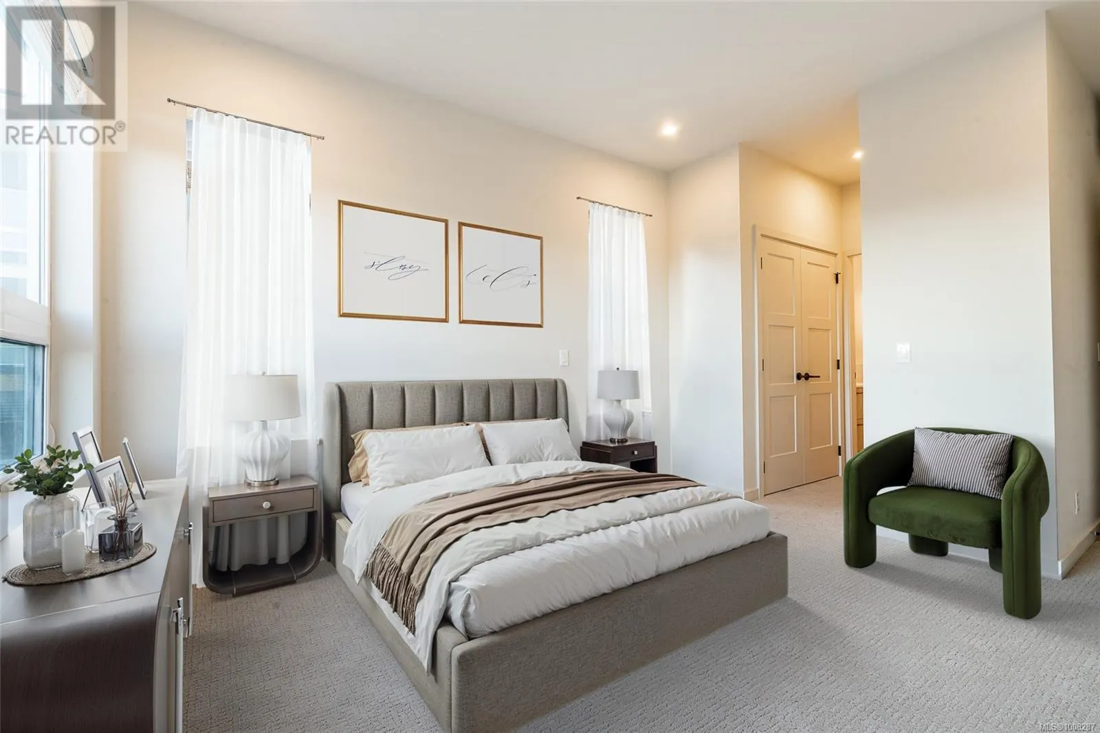 510 958 Pharoah Mews