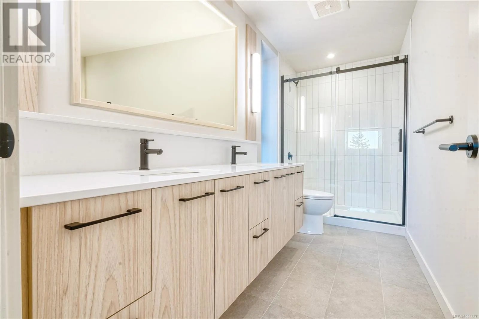 510 958 Pharoah Mews