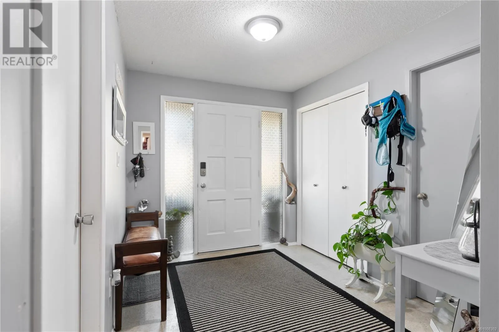 3273 Megaw Pl