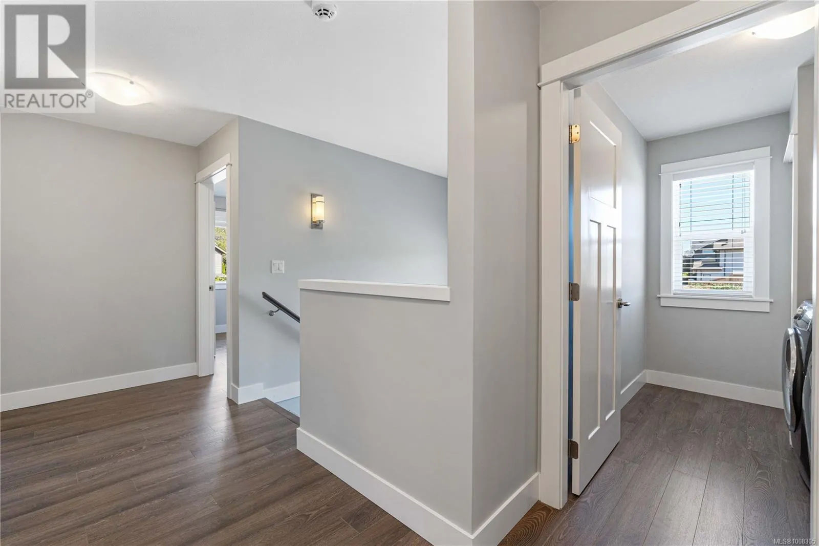 495 Menzies Ridge Dr