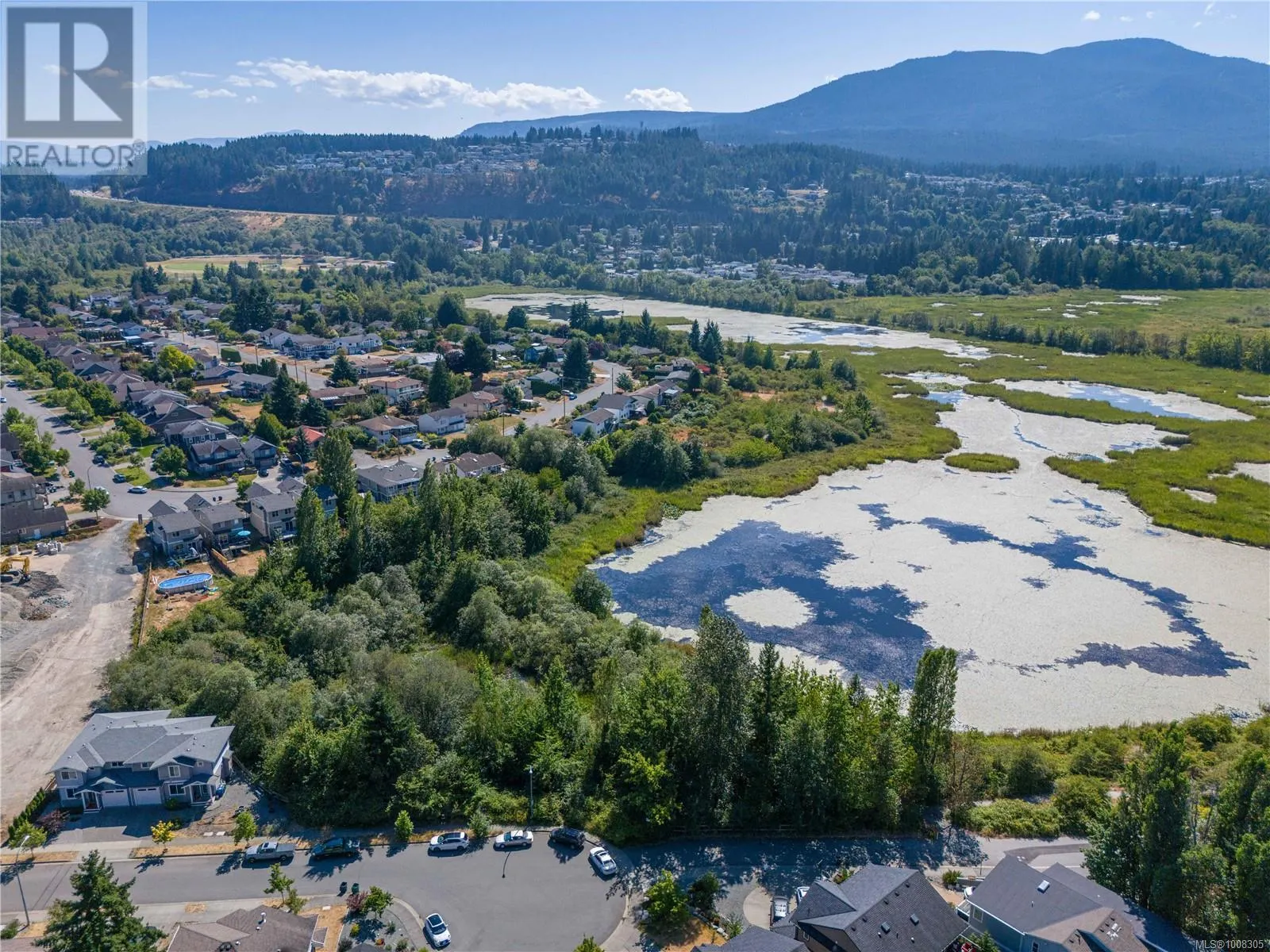 495 Menzies Ridge Dr