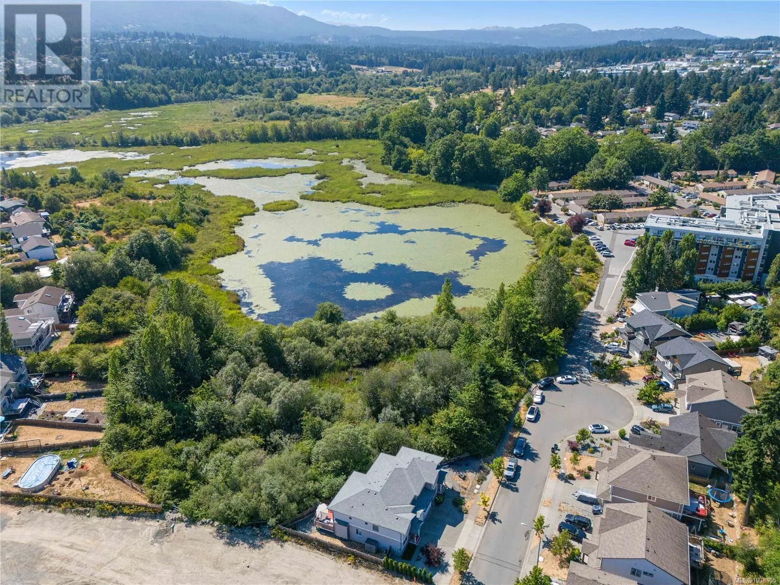 495 Menzies Ridge Dr