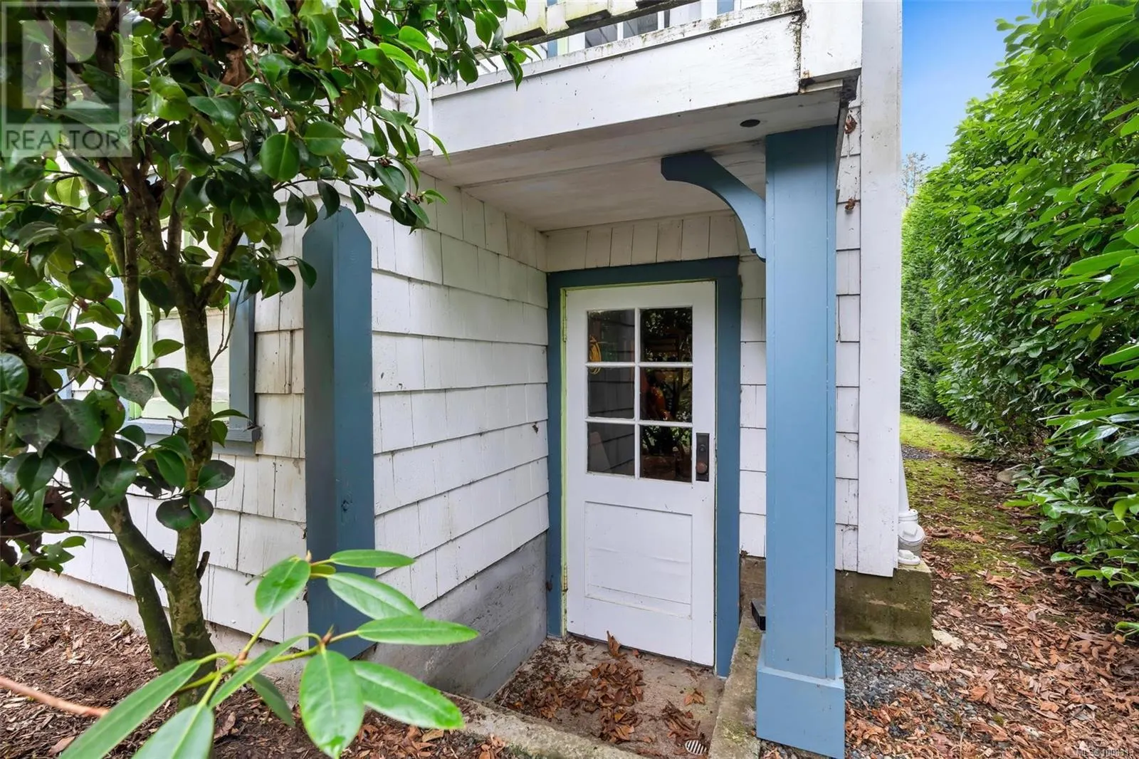4758 Fairbridge Dr