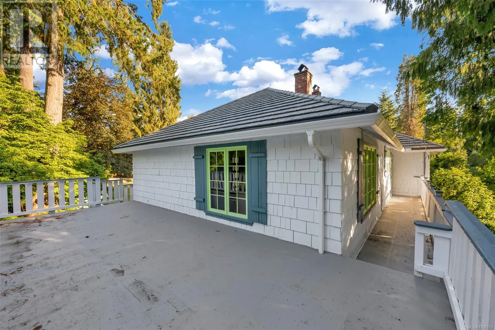 4758 Fairbridge Dr