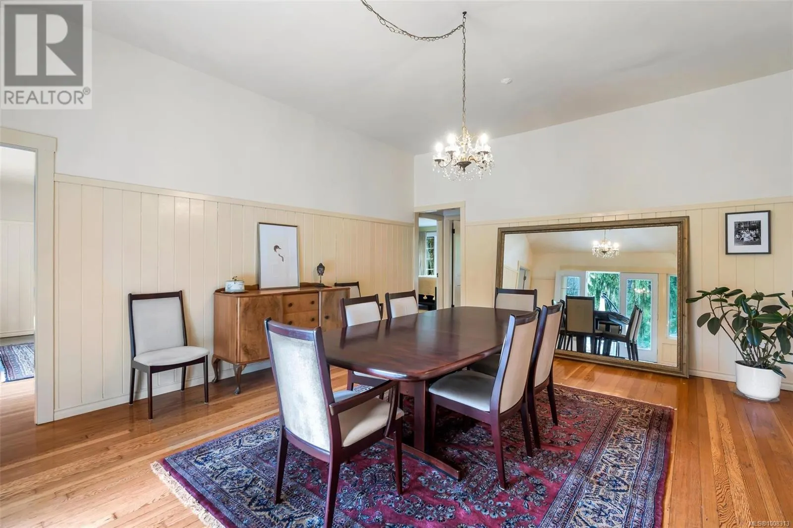 4758 Fairbridge Dr