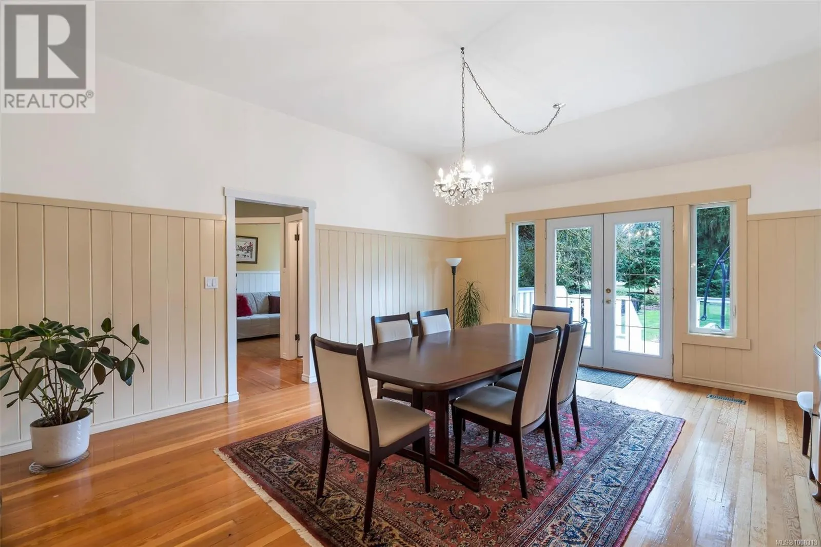 4758 Fairbridge Dr