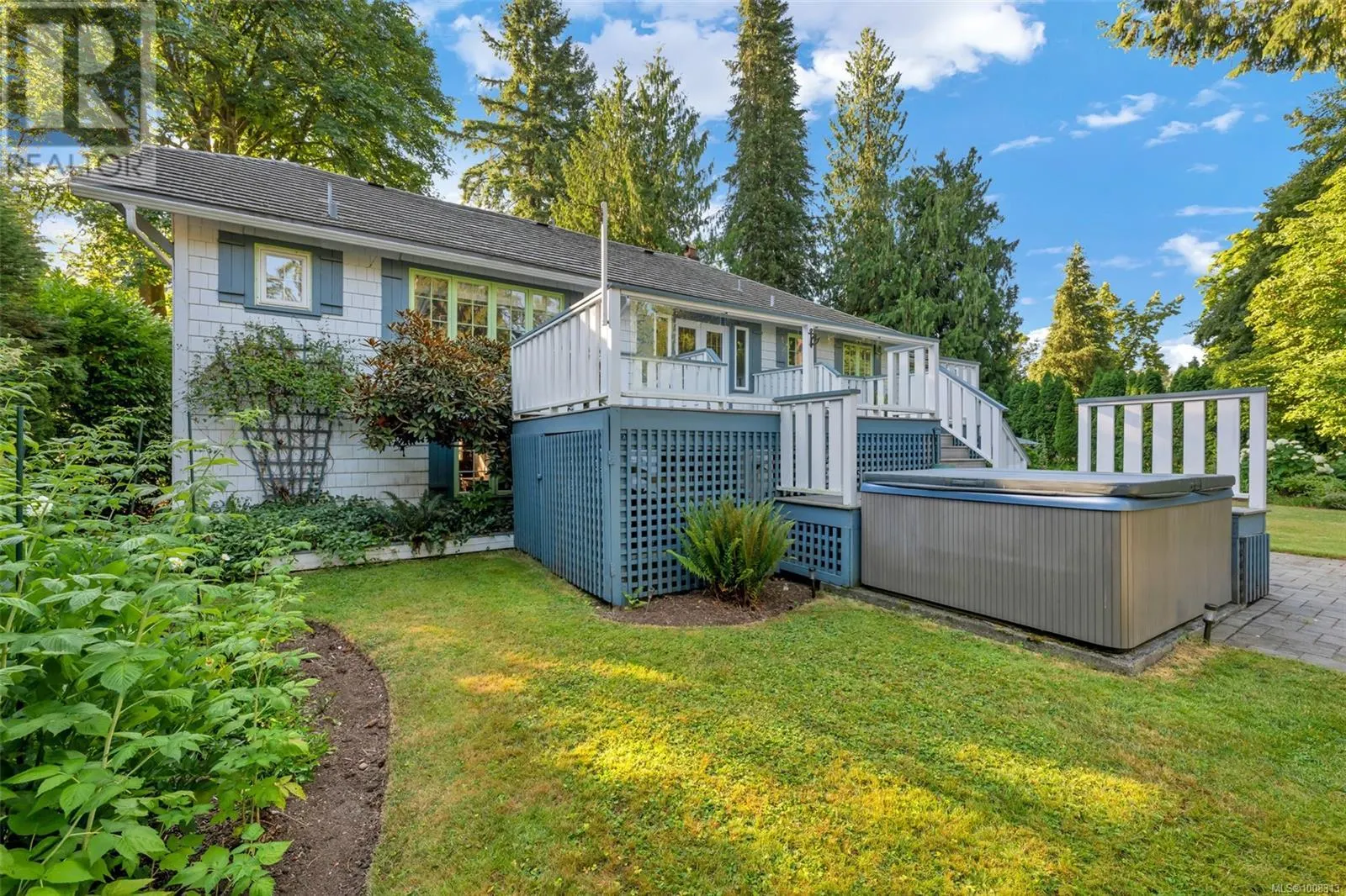 4758 Fairbridge Dr