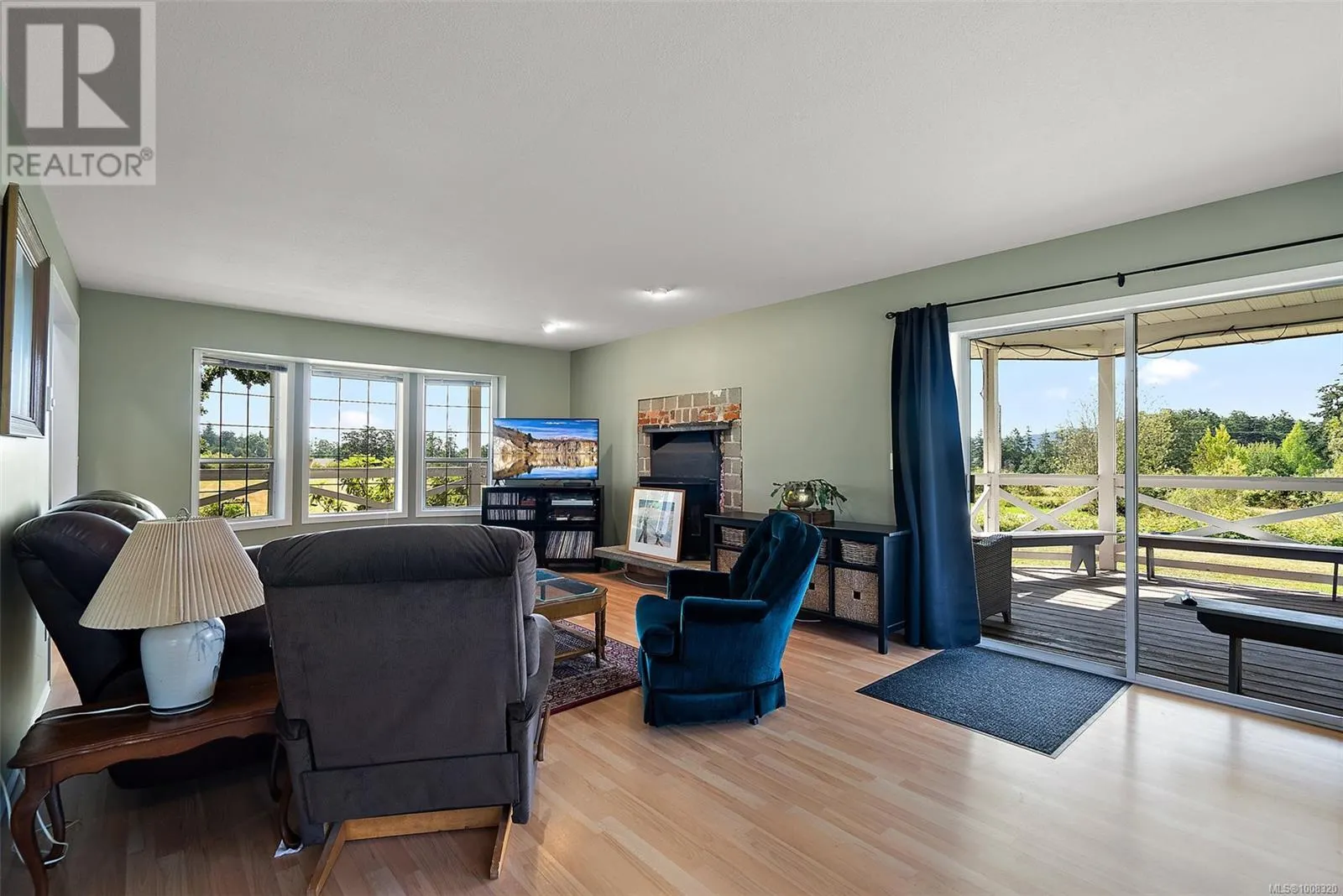 10650 West S West Saanich Rd