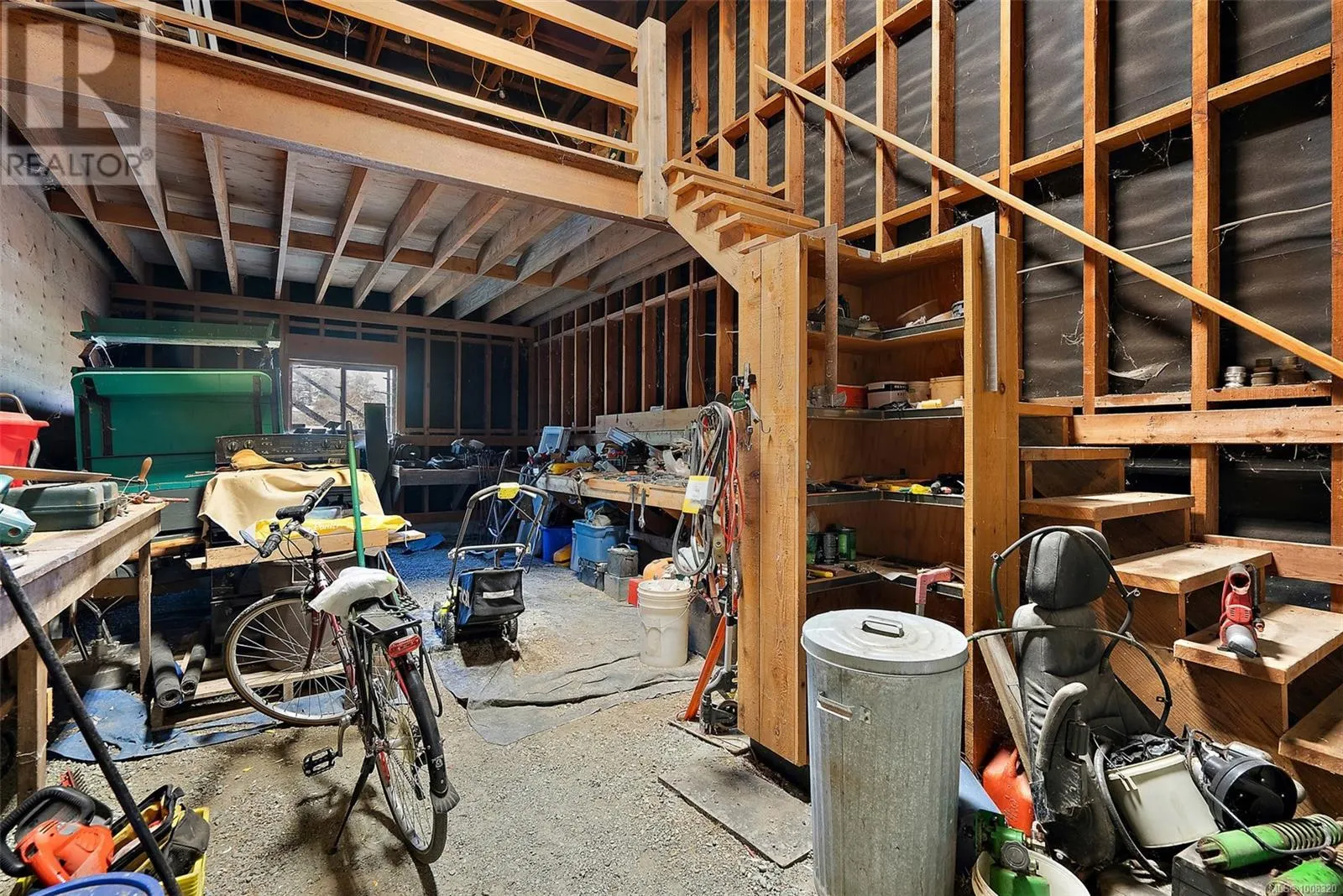 10650 West S West Saanich Rd