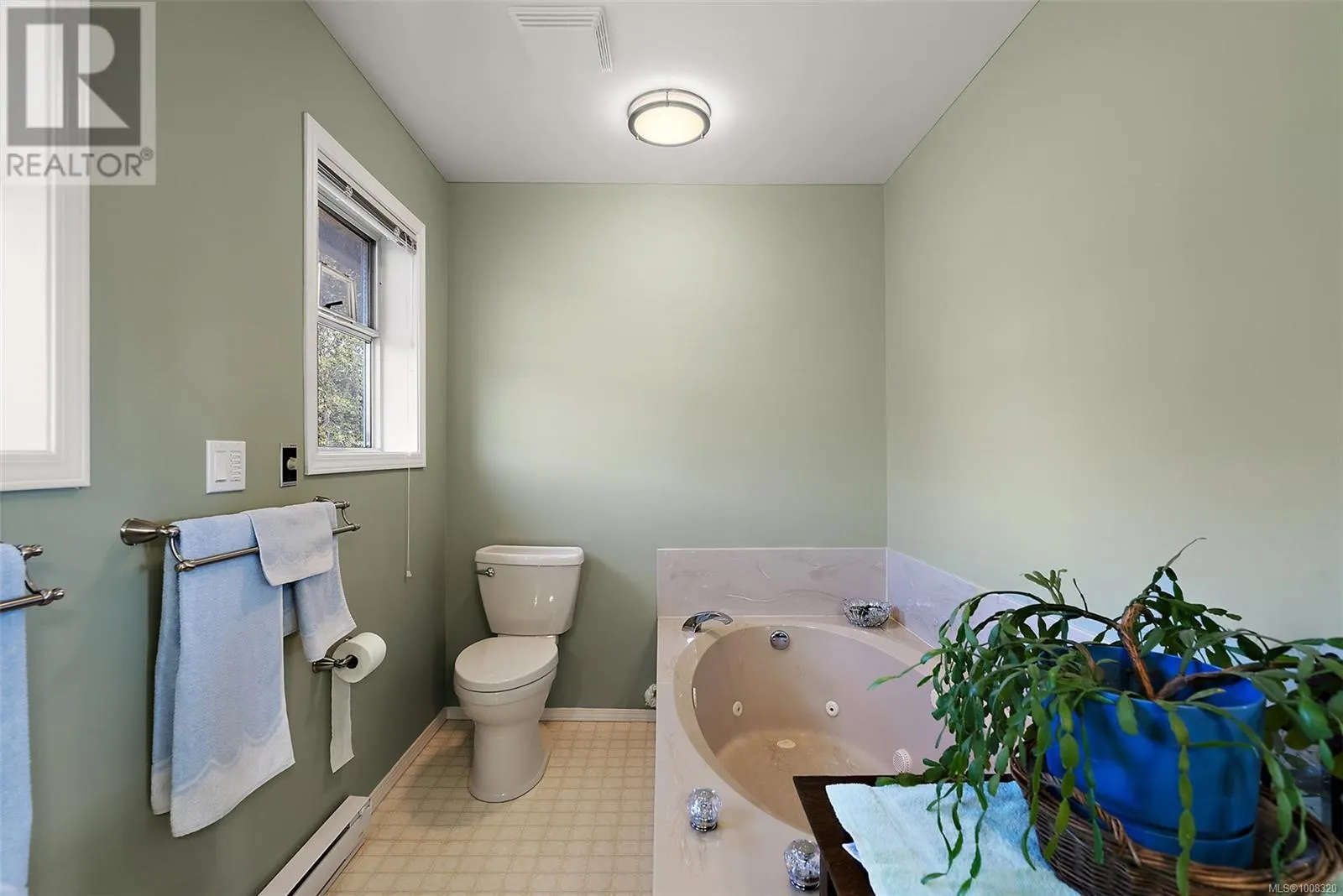 10650 West S West Saanich Rd