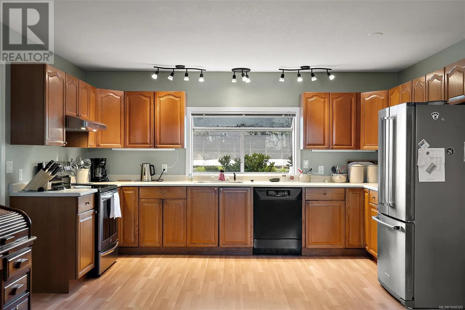 10650 West S West Saanich Rd