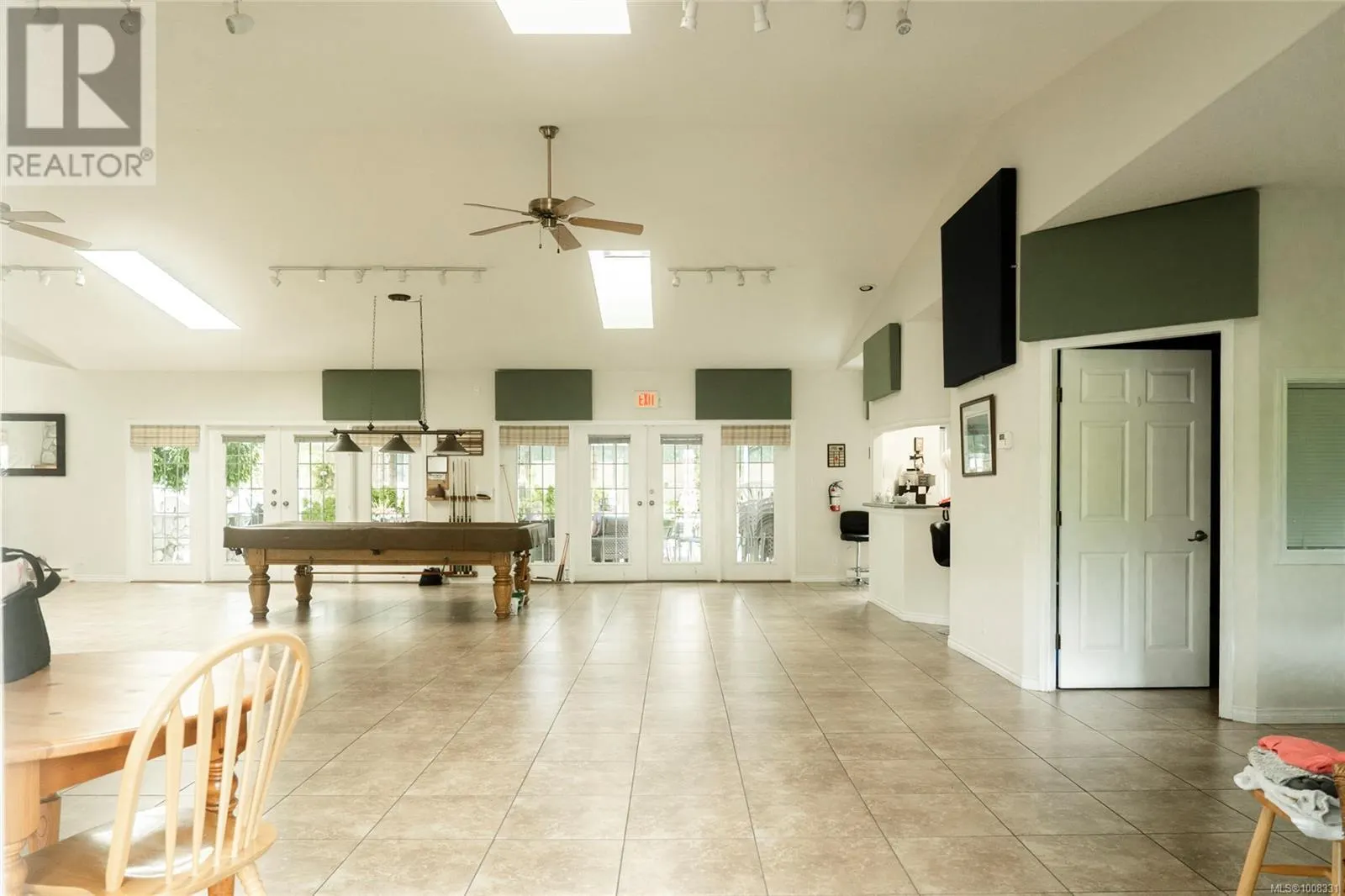 3847 Maplewood Dr