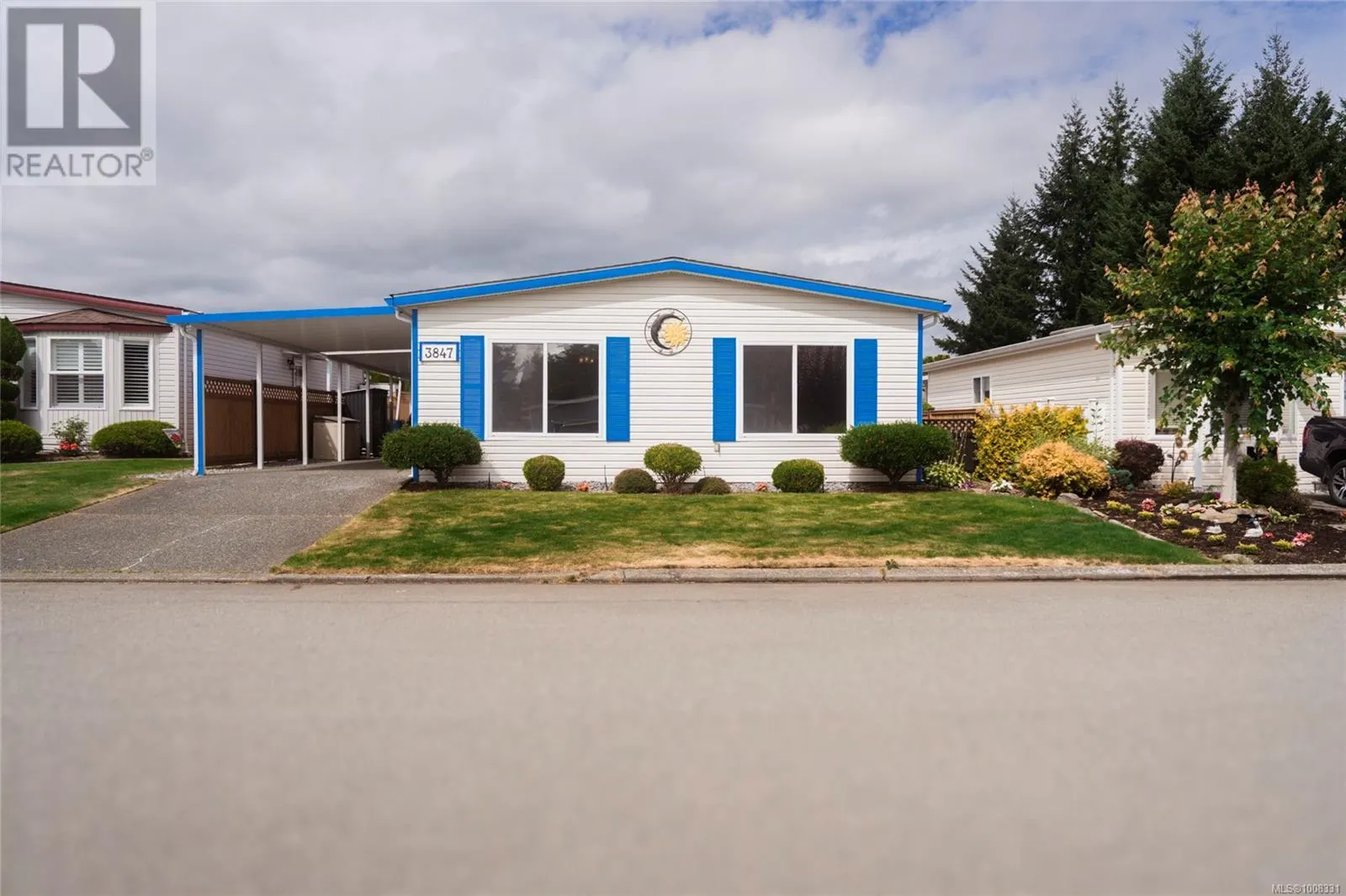 3847 Maplewood Dr