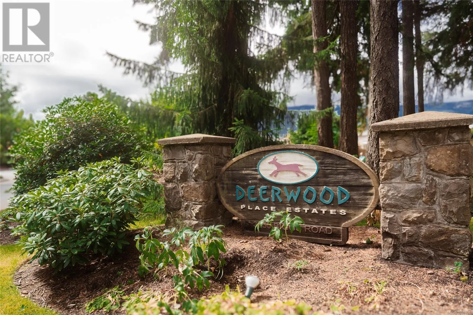 3847 Maplewood Dr