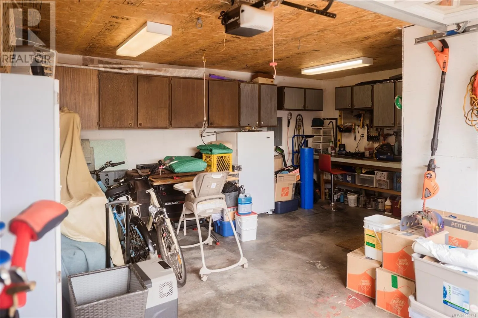 3847 Maplewood Dr