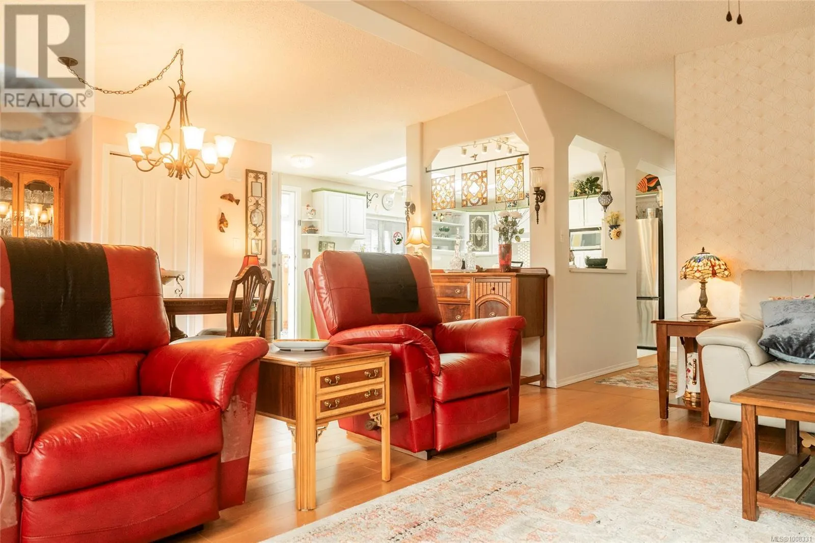 3847 Maplewood Dr