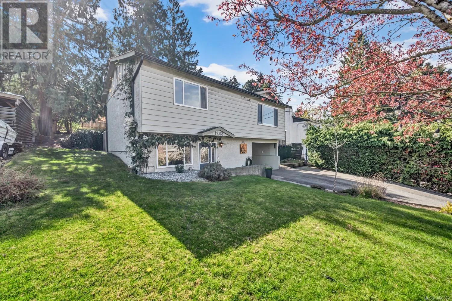 1208 Cloke Rd