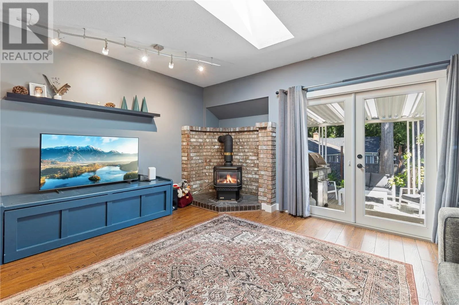 667 Tamarack Dr