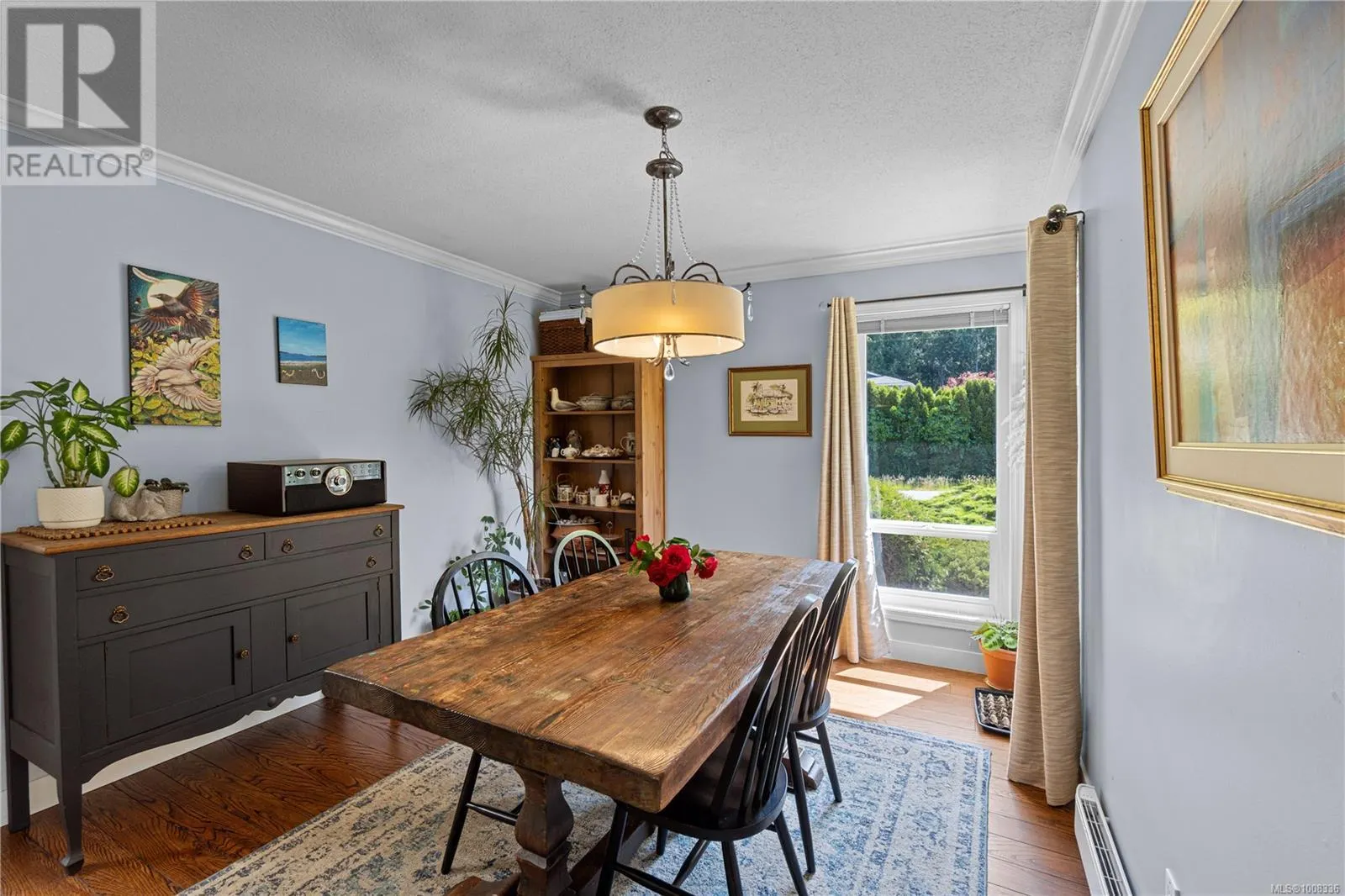 667 Tamarack Dr
