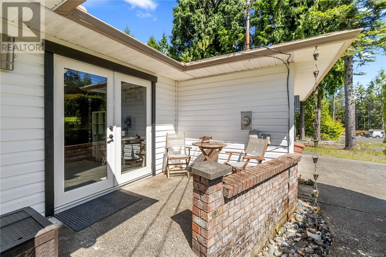 667 Tamarack Dr