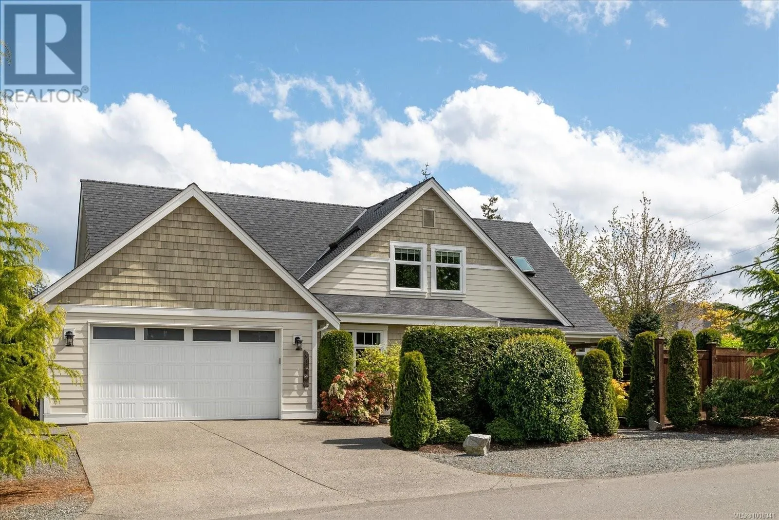 672 Lowry's Rd