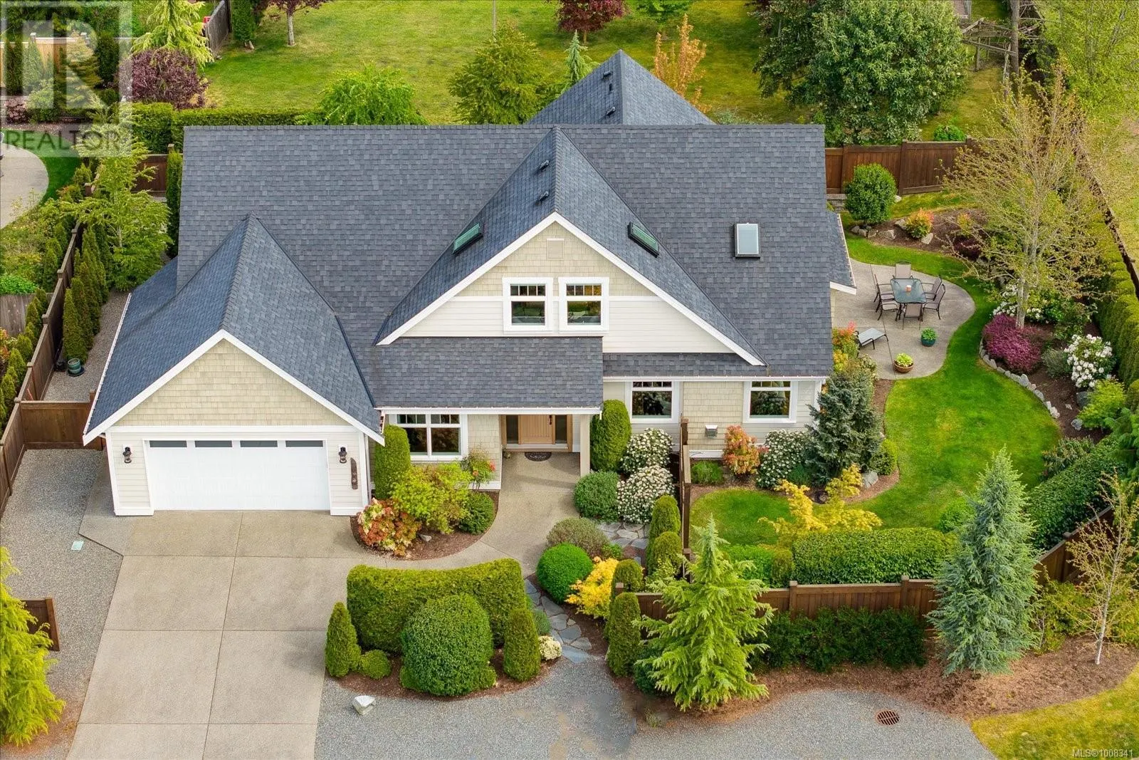 672 Lowry's Rd