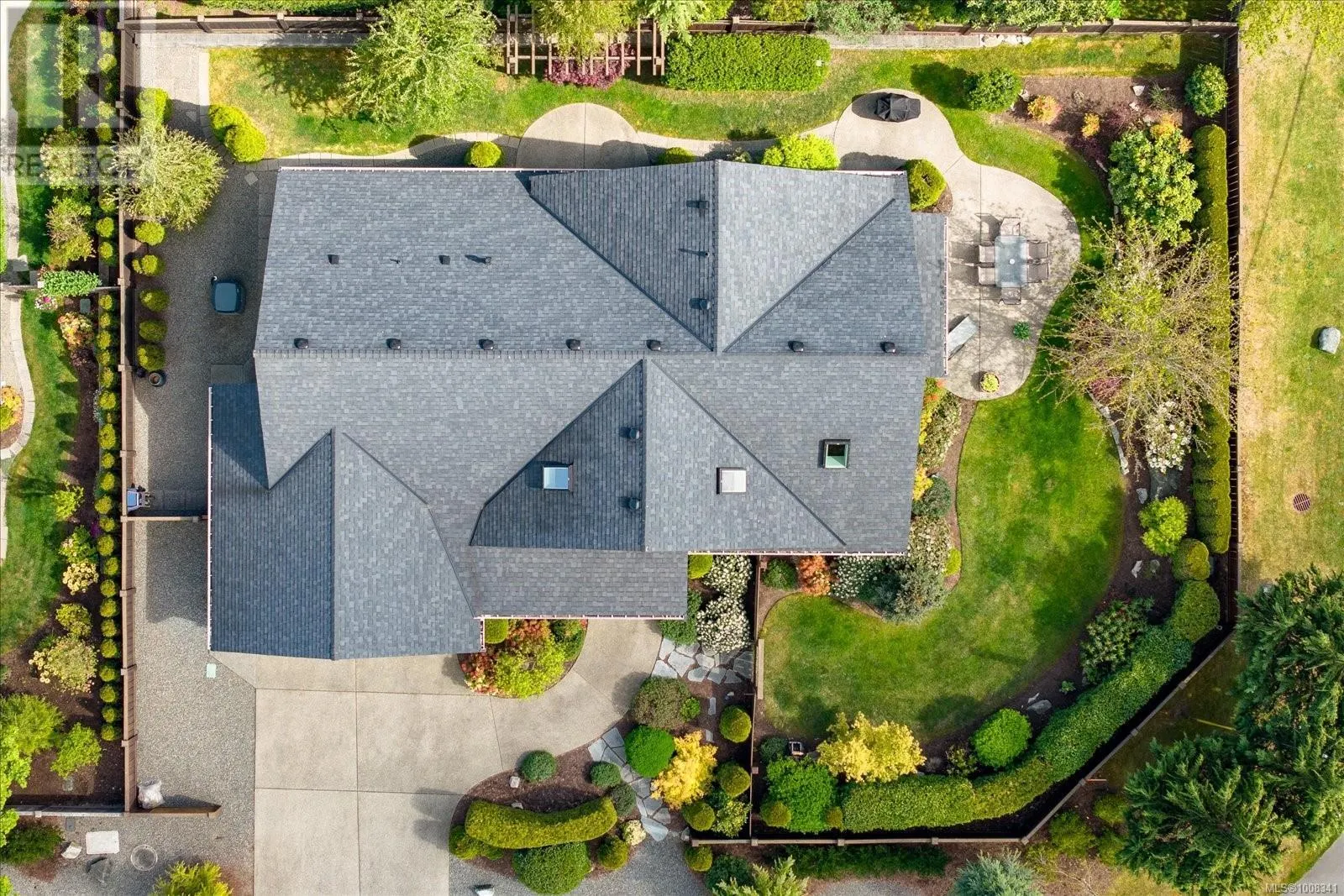 672 Lowry's Rd