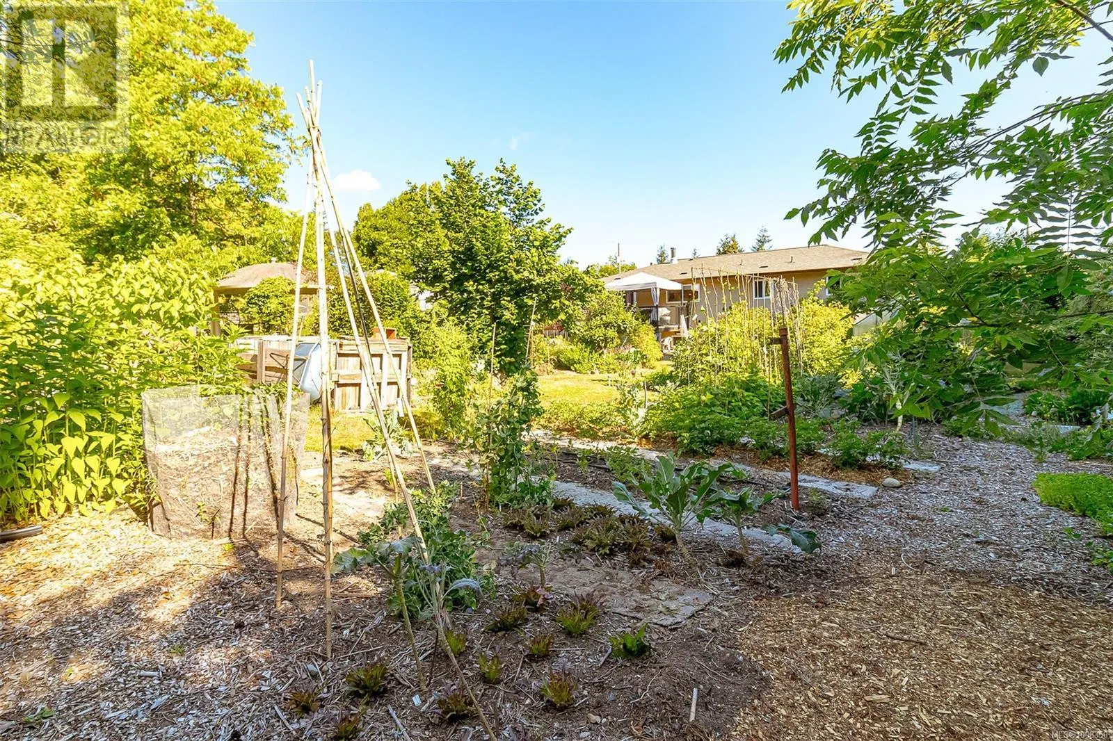 1961 Hovey Rd