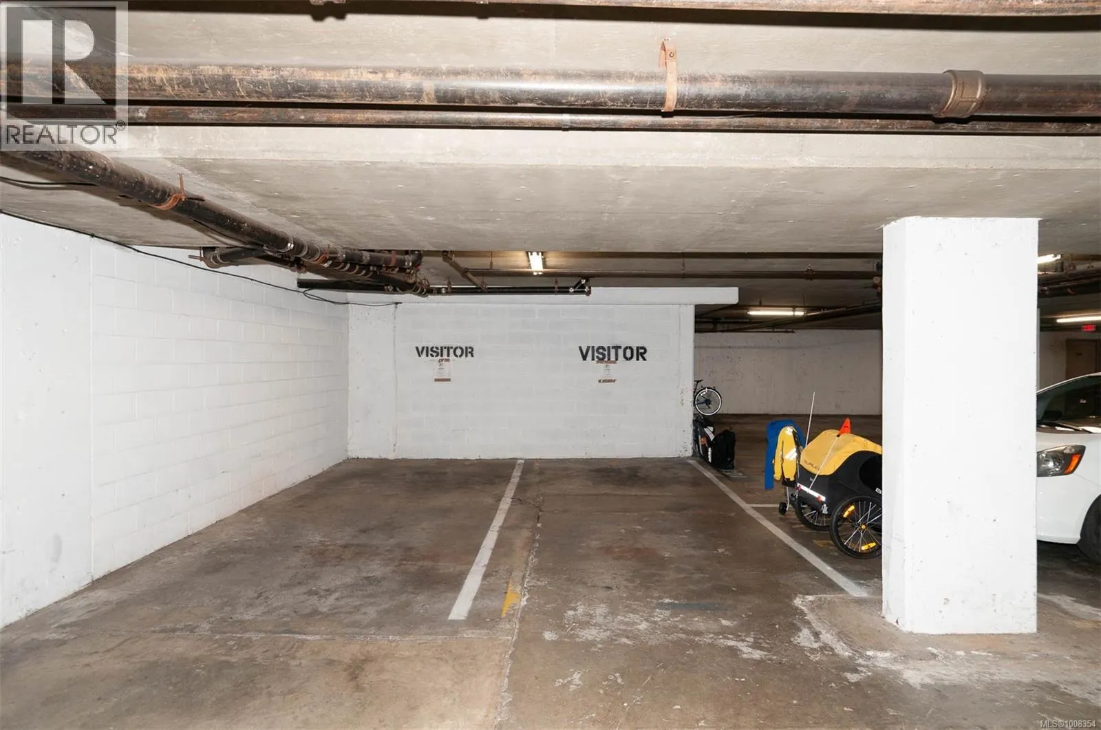 302 1024 Fairfield Rd