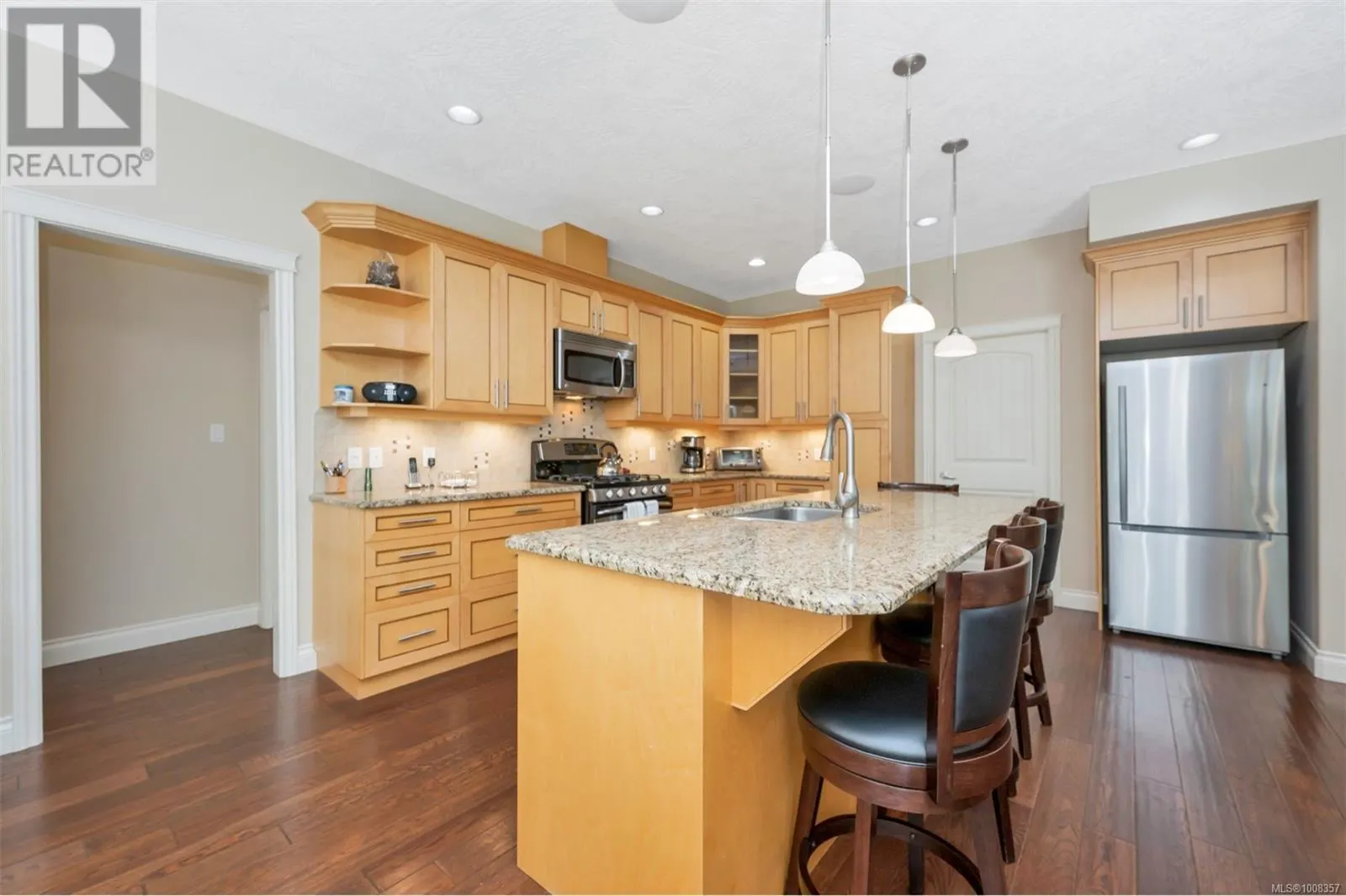 6088 York Rd
