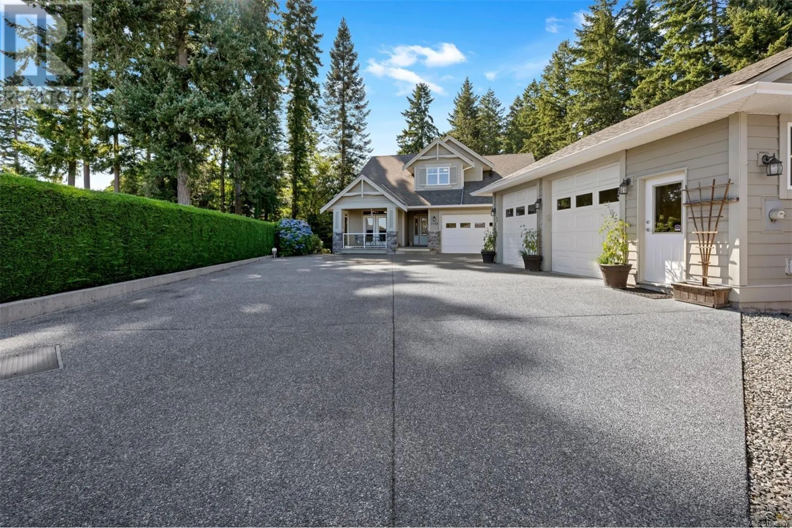 6088 York Rd
