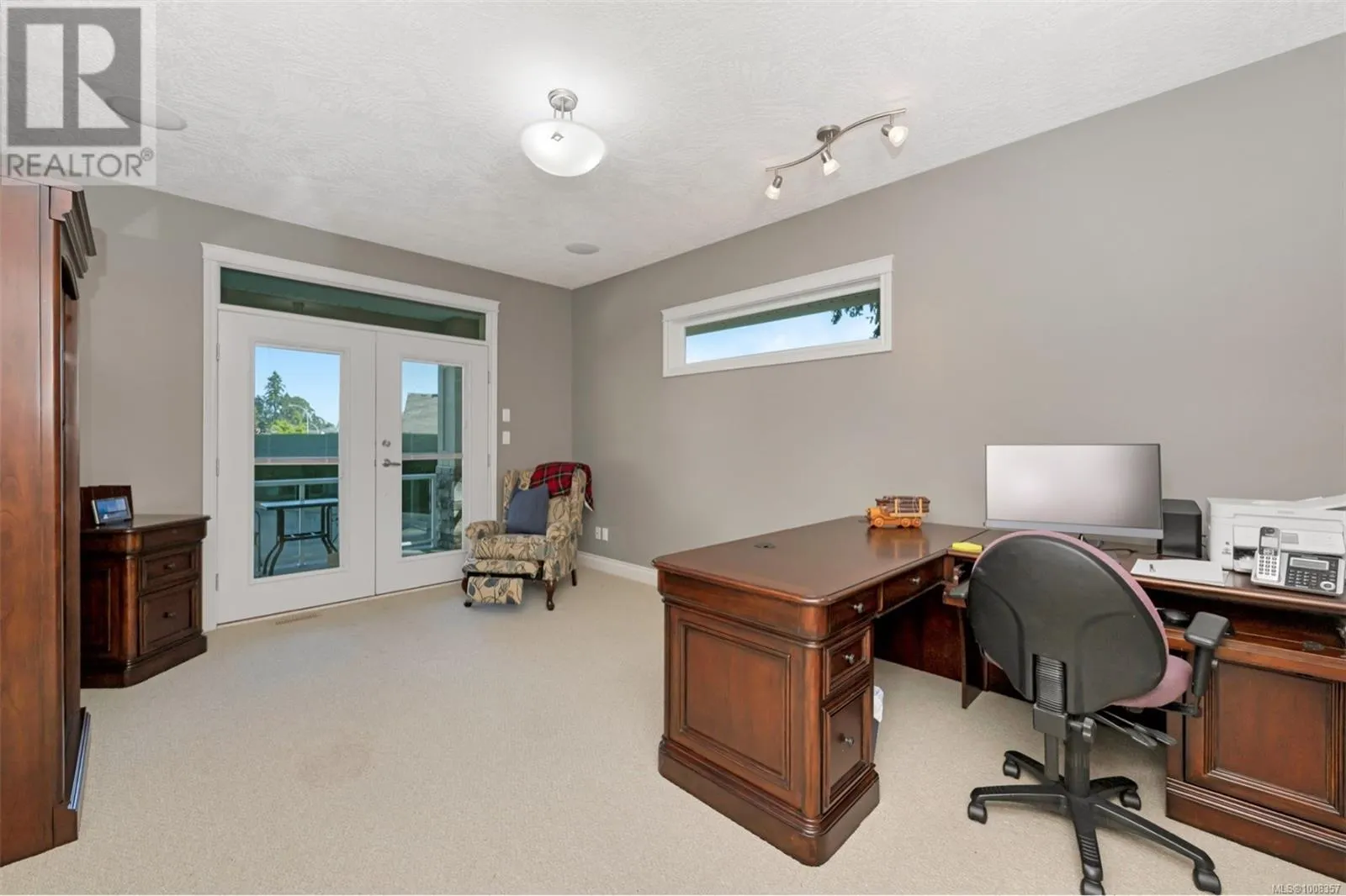 6088 York Rd