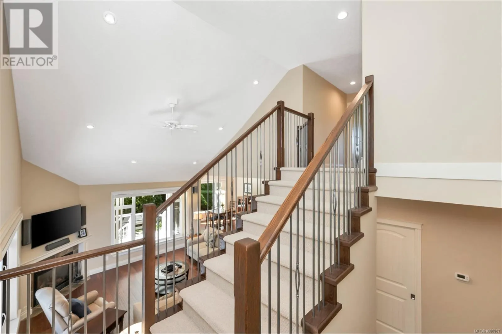 6088 York Rd