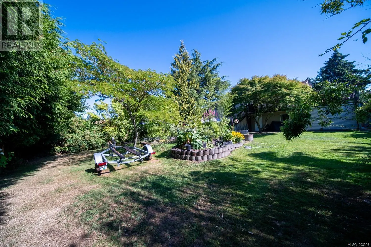 1616 Meredith Rd